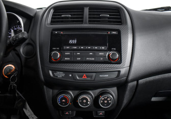 Подержанный автомобиль Mitsubishi ASX 2014 года (15 фото)