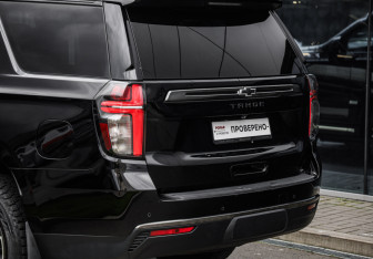 Подержанный автомобиль Chevrolet Tahoe 2021 года (13 фото)