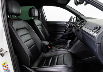 Подержанный автомобиль Volkswagen Tiguan 2021 года (22 фото)