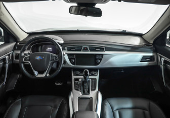 Подержанный автомобиль Geely Atlas 2018 года (10 фото)