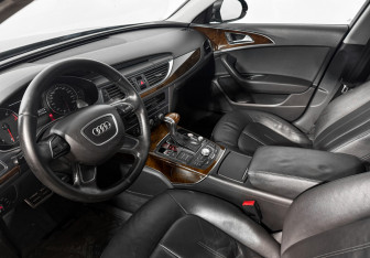 Подержанный автомобиль Audi A6 Sedan 2014 года (9 фото)