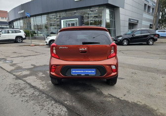 Подержанный автомобиль Kia Picanto 2022 года (5 фото)