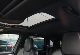 Подержанный автомобиль Porsche Cayenne 2017 года (30 фото)