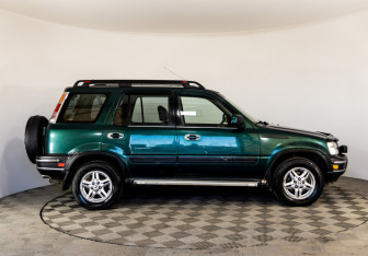Подержанный автомобиль Honda CR-V 2000 года (4 фото)