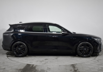 Подержанный автомобиль Voyah Free 2023 года (4 фото)