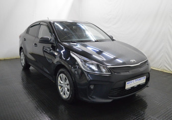 Подержанный автомобиль Kia Rio Sedan 2018 года (3 фото)