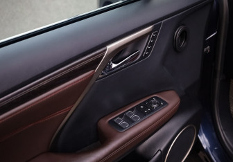 Подержанный автомобиль Lexus RX 2016 года (23 фото)