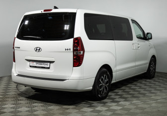 Подержанный автомобиль Hyundai H-1 2021 года (5 фото)
