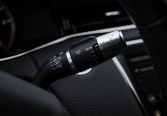 Подержанный автомобиль Land Rover Range Rover Evoque 2020 года (10 фото)