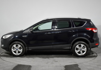 Подержанный автомобиль Ford Kuga 2014 года (8 фото)