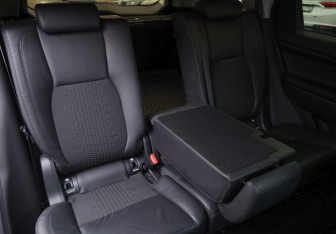 Подержанный автомобиль Land Rover Discovery Sport 2017 года (23 фото)