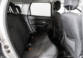 Подержанный автомобиль Renault Duster 2021 года (21 фото)
