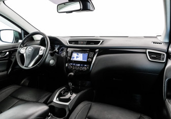Подержанный автомобиль Nissan Qashqai 2014 года (9 фото)