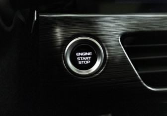 Подержанный автомобиль Geely Tugella 2022 года (23 фото)