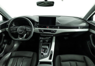 Подержанный автомобиль Audi A4 Sedan 2020 года (13 фото)