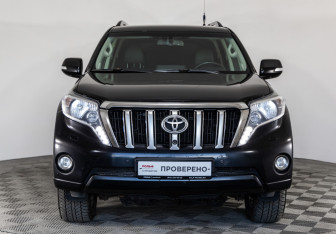 Подержанный автомобиль Toyota Land Cruiser Prado 2015 года (2 фото)