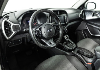 Подержанный автомобиль Kia Soul 2020 года (11 фото)