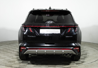 Подержанный автомобиль Hyundai Tucson 2022 года (6 фото)