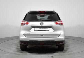 Подержанный автомобиль Nissan X-Trail 2018 года (6 фото)