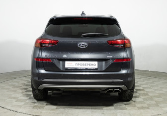 Подержанный автомобиль Hyundai Tucson 2020 года (6 фото)