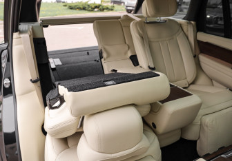 Подержанный автомобиль Land Rover Range Rover 2023 года (34 фото)