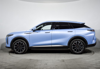Подержанный автомобиль Exeed RX 2023 года (8 фото)
