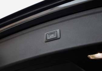 Подержанный автомобиль Audi Q5 2019 года (36 фото)