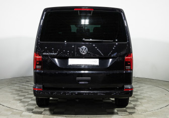 Подержанный автомобиль Volkswagen Multivan 2021 года (6 фото)