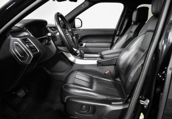 Подержанный автомобиль Land Rover Range Rover Sport 2018 года (10 фото)