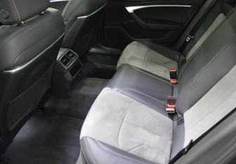 Подержанный автомобиль Audi A6 Sedan 2024 года (11 фото)