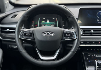 Подержанный автомобиль Chery Tiggo 7 Pro 2022 года (10 фото)