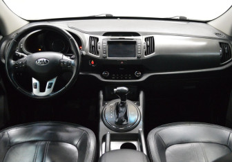 Подержанный автомобиль Kia Sportage 2013 года (14 фото)