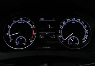 Подержанный автомобиль Skoda Rapid Liftback 2019 года (12 фото)