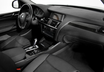Подержанный автомобиль BMW X3 2014 года (16 фото)