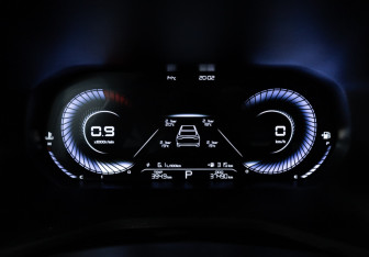 Подержанный автомобиль Geely Emgrand 2023 года (12 фото)