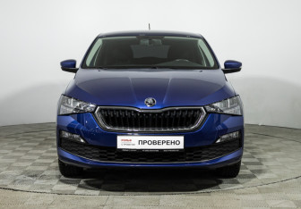 Подержанный автомобиль Skoda Rapid Liftback 2021 года (2 фото)