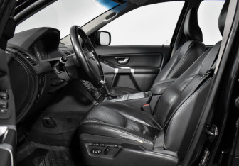 Подержанный автомобиль Volvo XC90 2013 года (11 фото)