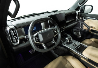 Подержанный автомобиль Jetour T2 2024 года (11 фото)