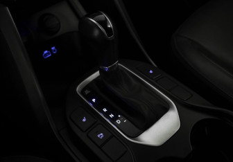 Подержанный автомобиль Hyundai Santa Fe 2016 года (18 фото)