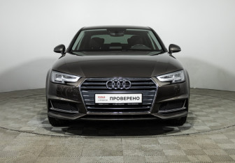 Подержанный автомобиль Audi A4 Sedan 2019 года (2 фото)