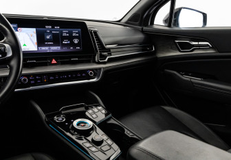 Подержанный автомобиль Kia Sportage 2023 года (15 фото)