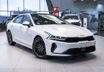 Новый Kia K5 2024 (5 фото)