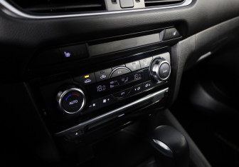 Подержанный автомобиль Mazda 6 Sedan 2017 года (18 фото)