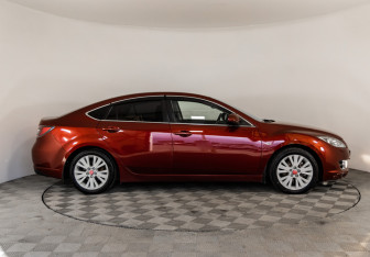 Подержанный автомобиль Mazda 6 Liftback 2008 года (2 фото)