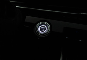 Подержанный автомобиль Omoda C5 2023 года (22 фото)