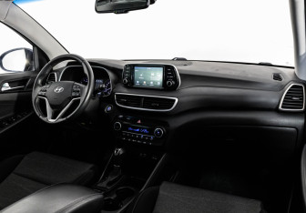 Подержанный автомобиль Hyundai Tucson 2020 года (9 фото)