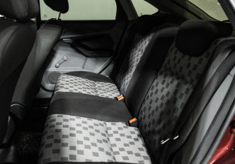 Подержанный автомобиль Ford Focus Hatchback 2009 года (10 фото)