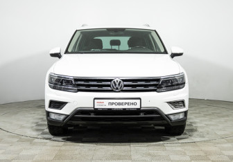Подержанный автомобиль Volkswagen Tiguan 2016 года (2 фото)