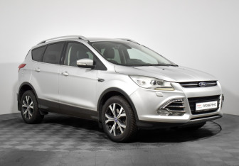 Подержанный автомобиль Ford Kuga 2013 года (3 фото)
