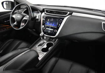 Подержанный автомобиль Nissan Murano Suv 2019 года (10 фото)
